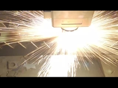 Enclosed fiber laser cutting machine